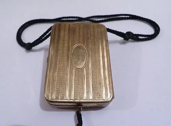 Authentic 'flapper' gifts roaring twenties minaudière necessaire vanity cases 1920s