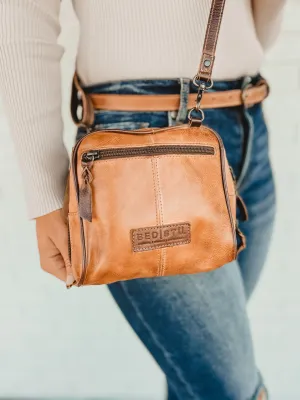 BedStu Capture Crossbody - Tan Teak Rustic
