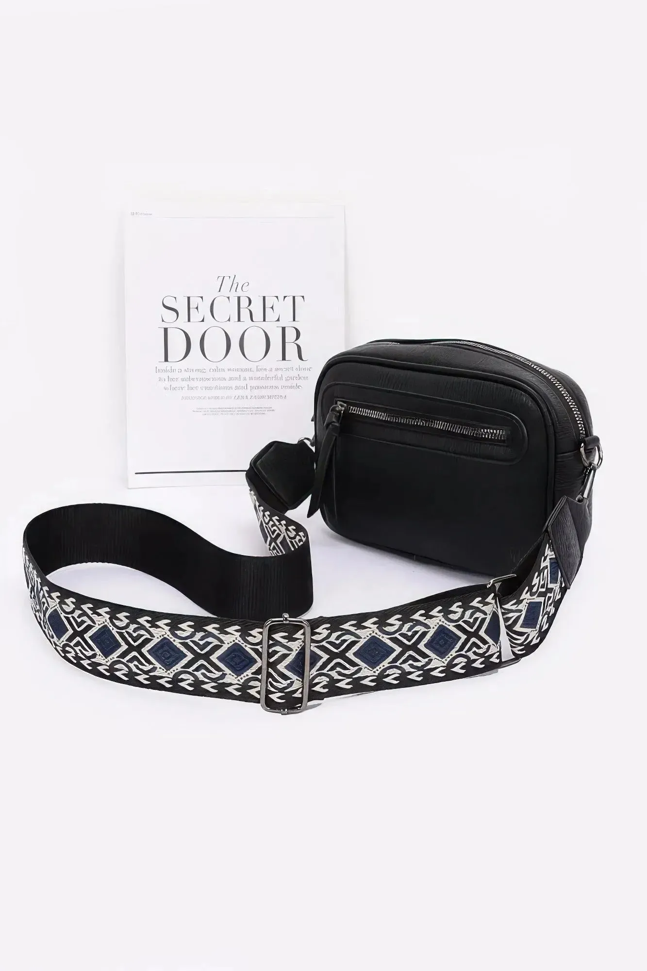 Faux Leather Camera Bag W/multi Color Strap