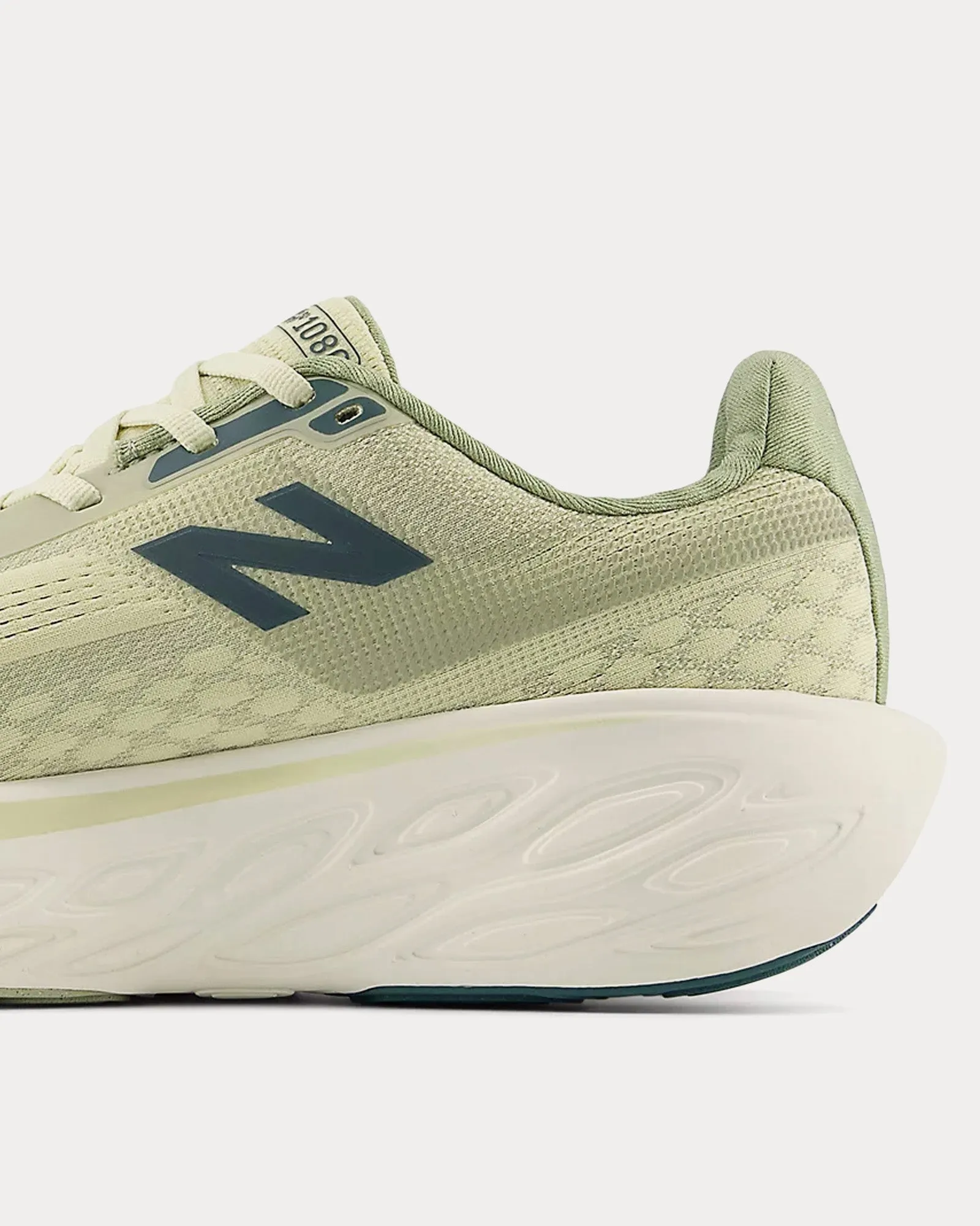 Fresh Foam X 1080v14 Pale Moss / New Spuce / Linen Running Shoes