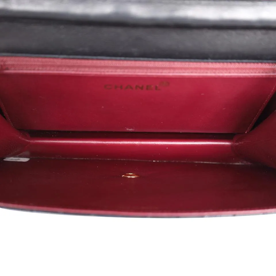 Lambskin Leather Single Flap Shoulder Bag Black (Authentic Pre-owned)