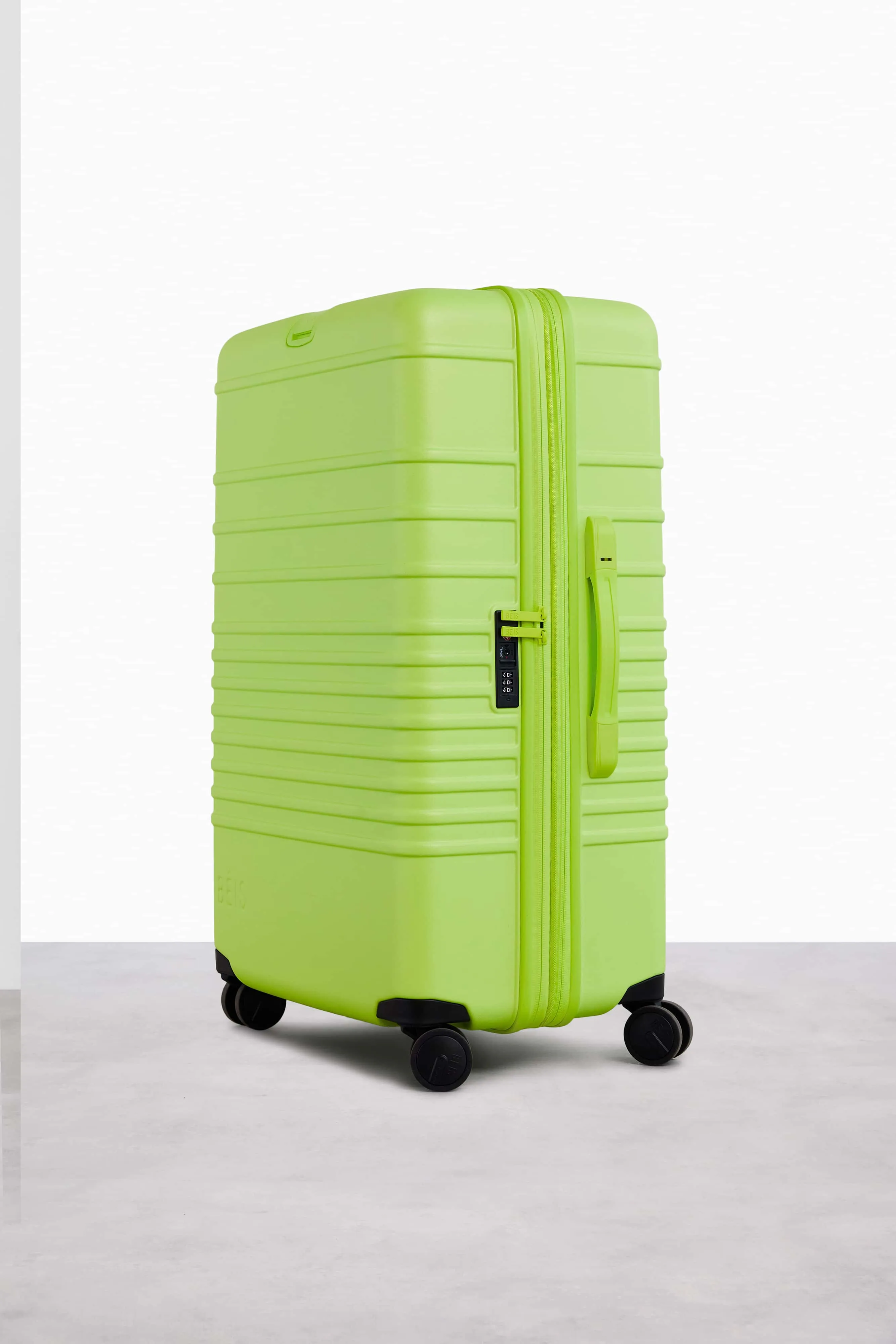 The Large Check-In Roller in Citron